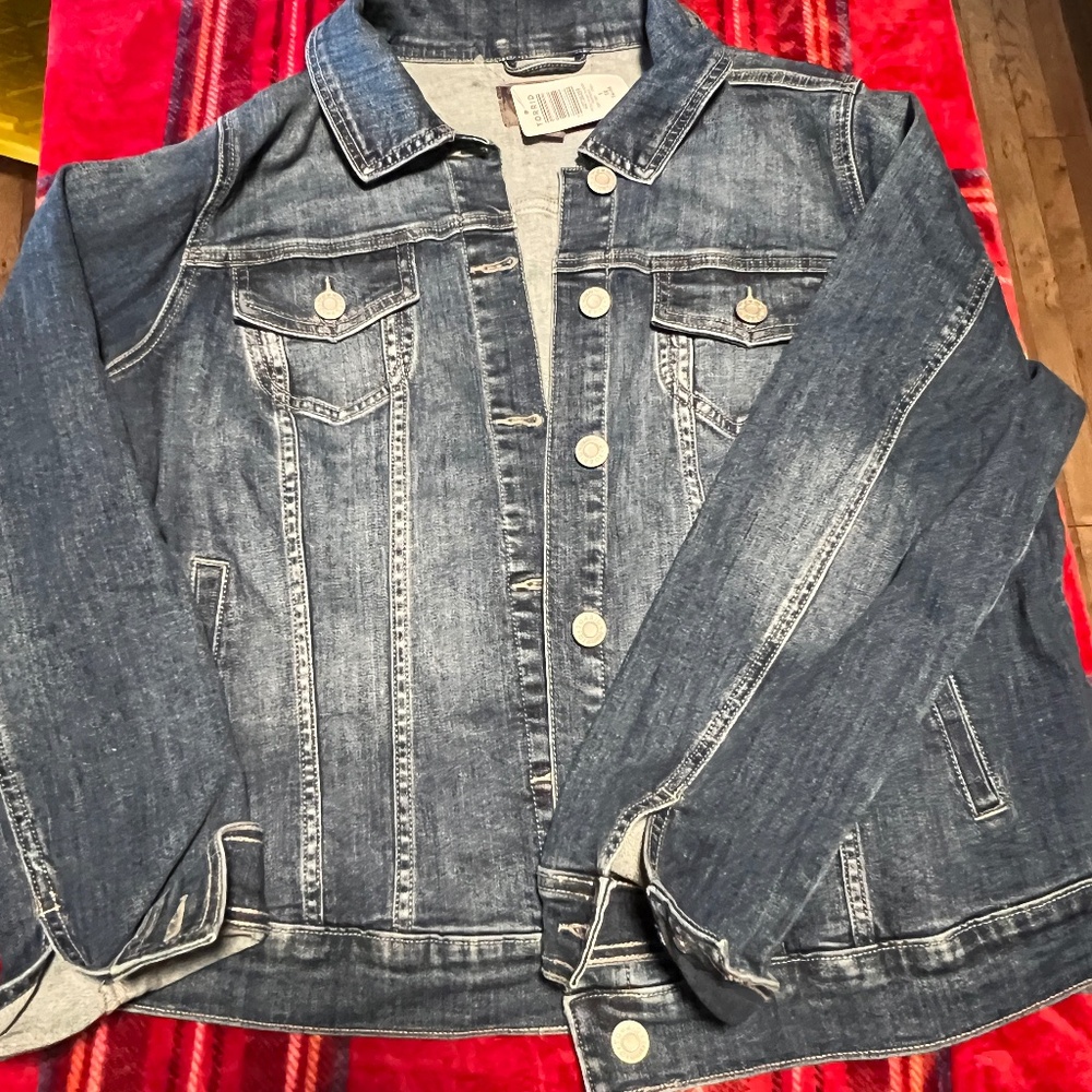 Torrid Fitted Denim Trucker Jacket - Size 1